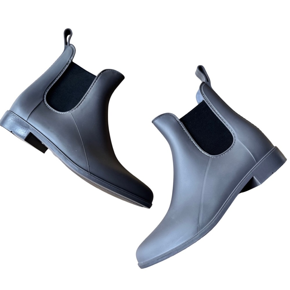 Capelli of New York Gray Rain Boots